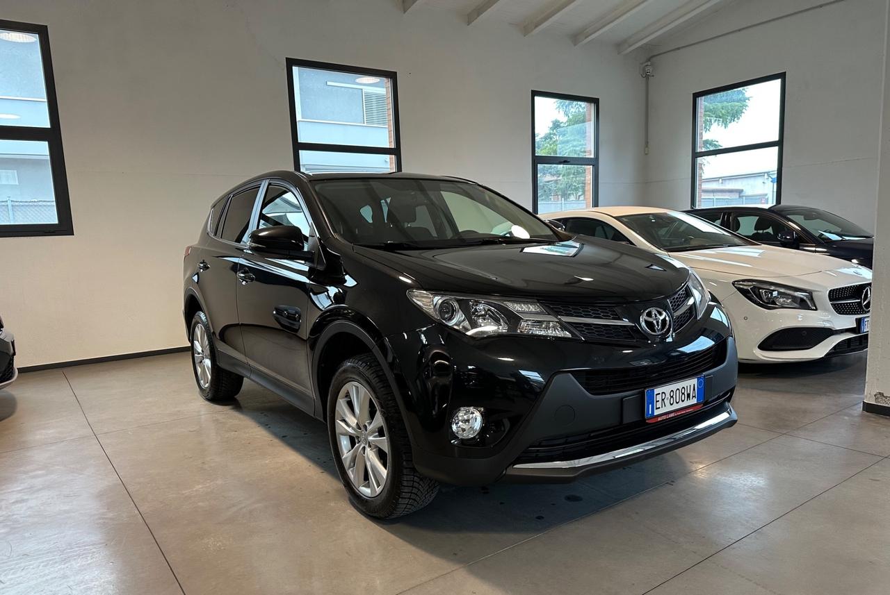 Toyota RAV 4 RAV4 2.2 D-4D 4WD Lounge