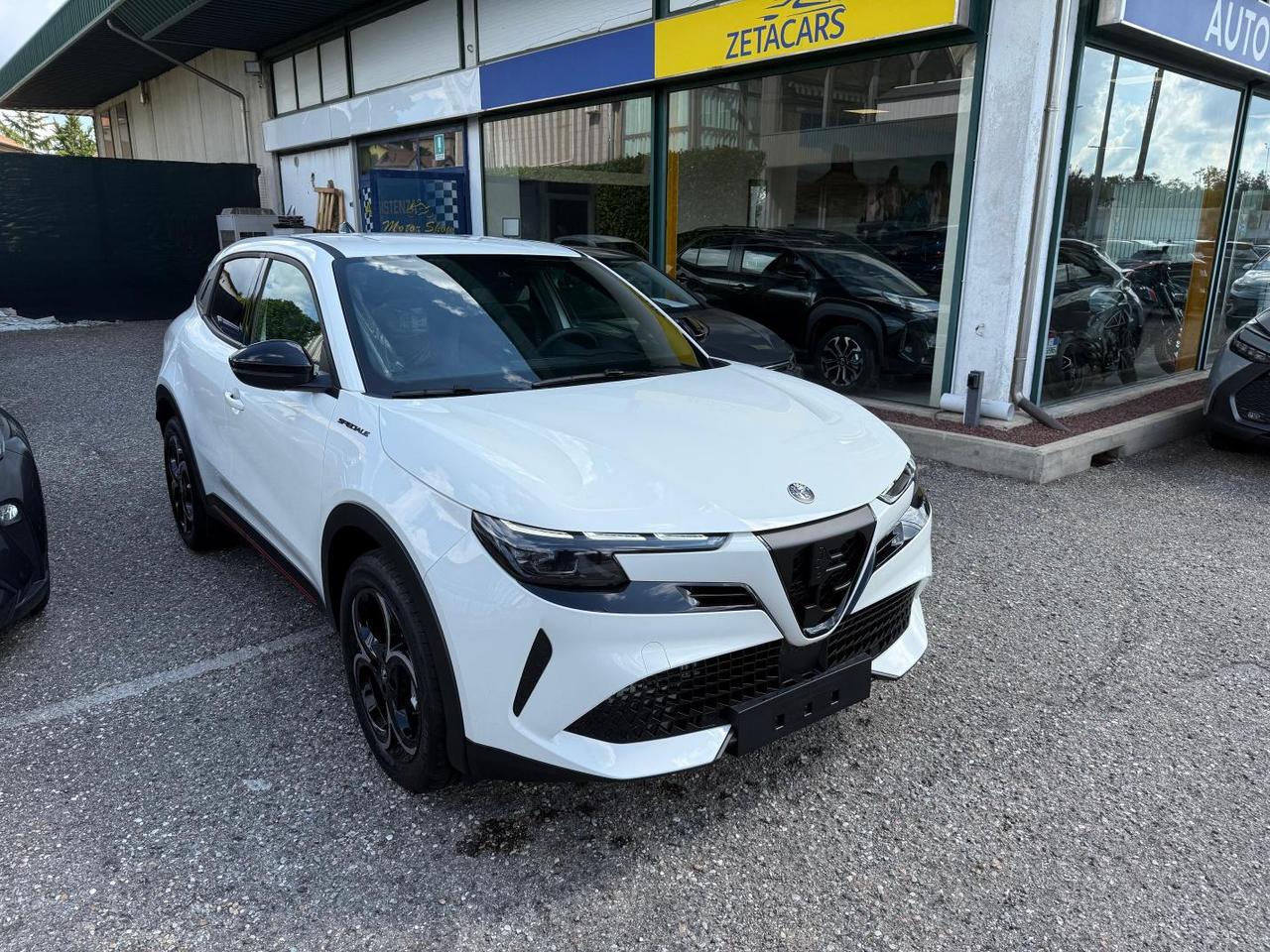 Alfa Romeo Junior 1.2 ibrida Speciale 145cv edct6