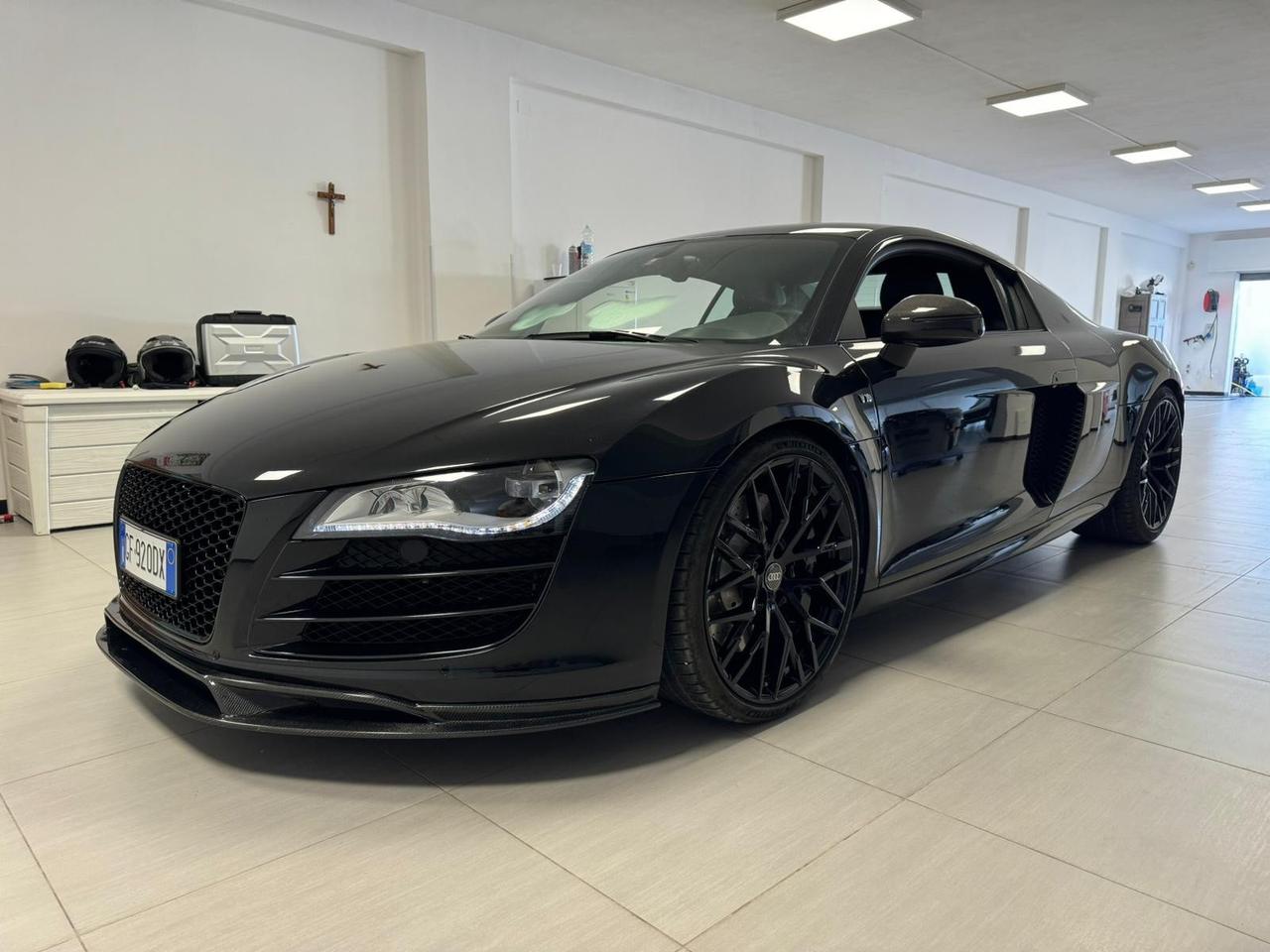 Audi R8 5.2 V10 FSI quattro R tronic