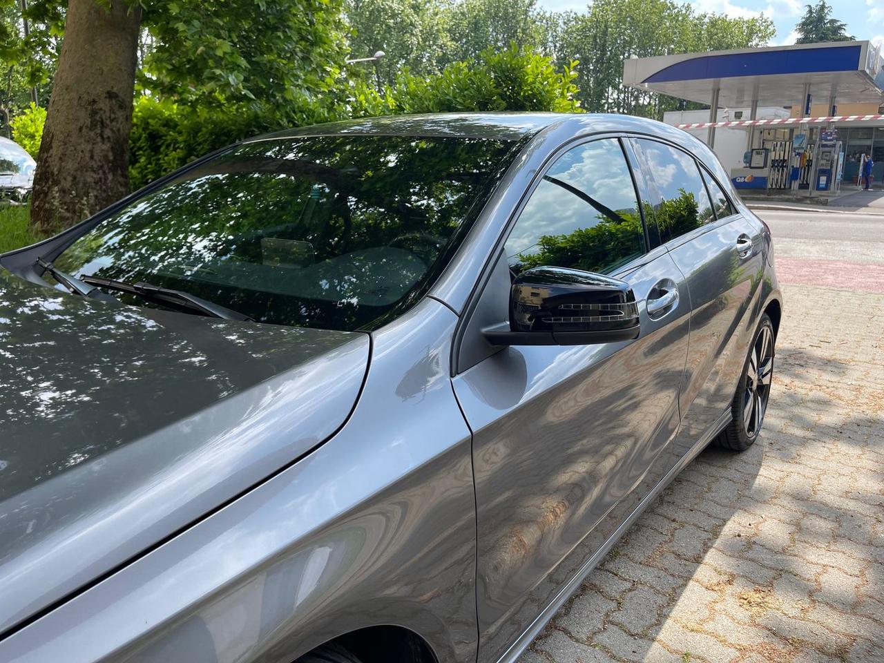 Mercedes-Benz A 200 Business A 200 D