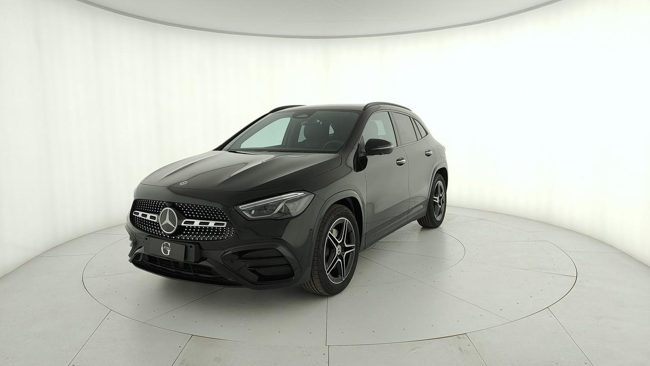 Mercedes-Benz GLA 200 d automatic