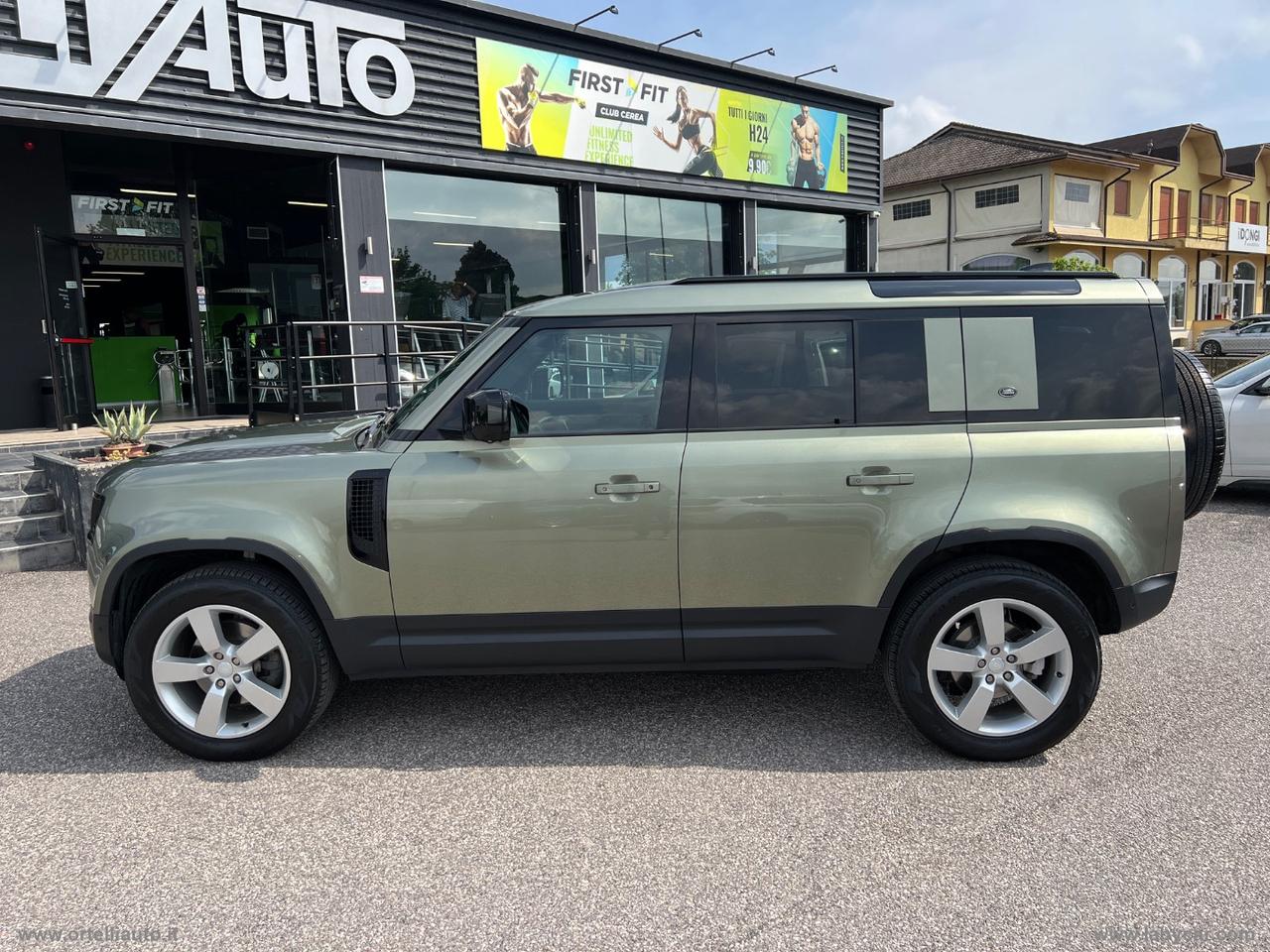 LAND ROVER Defender 110 3.0D I6 250 CV AWD Auto SE