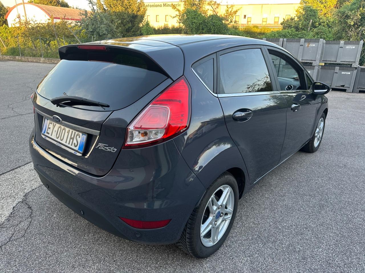 Ford Fiesta 1.5 TDCi 75CV 5 porte Neopatentati