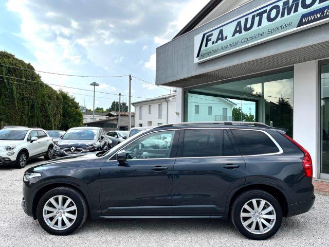 VOLVO XC90 D5 AWD Geartronic 7 posti Momentum