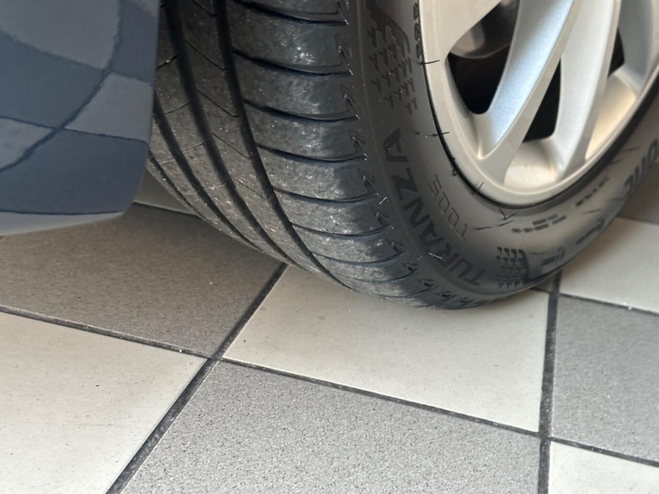 Mercedes-benz A 180 d Automatic Premium