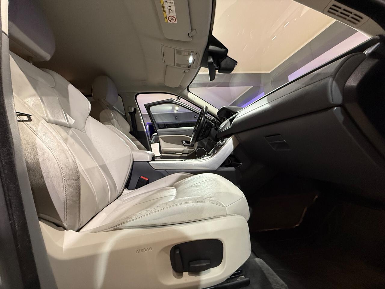 Land Rover Range Evoque 2.0 TD4 150 CV 5p. SE