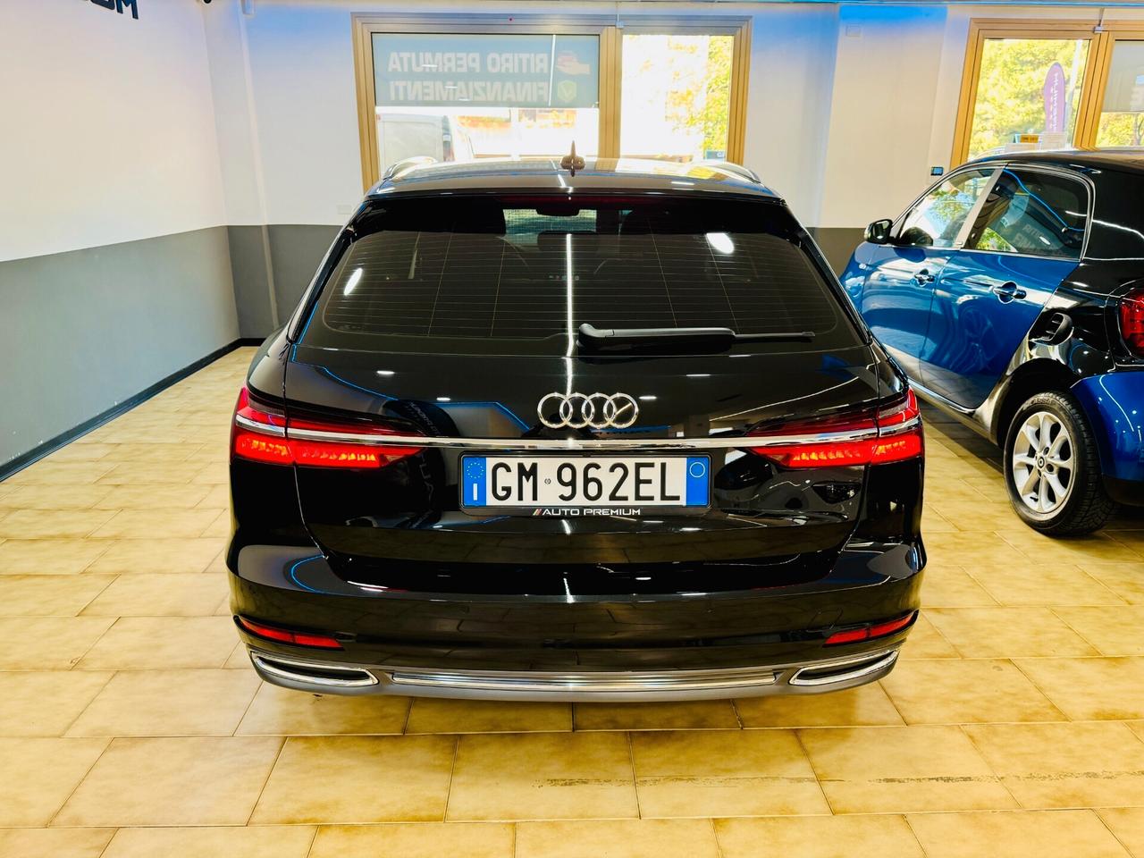 Audi A6 Avant 2.0 TDI 204CV Sport / CarPlay R.Cam Pelle