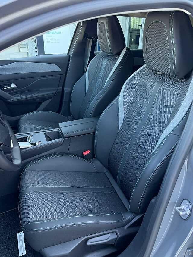 Peugeot 308 BlueHDi 130 S&S EAT8 Allure