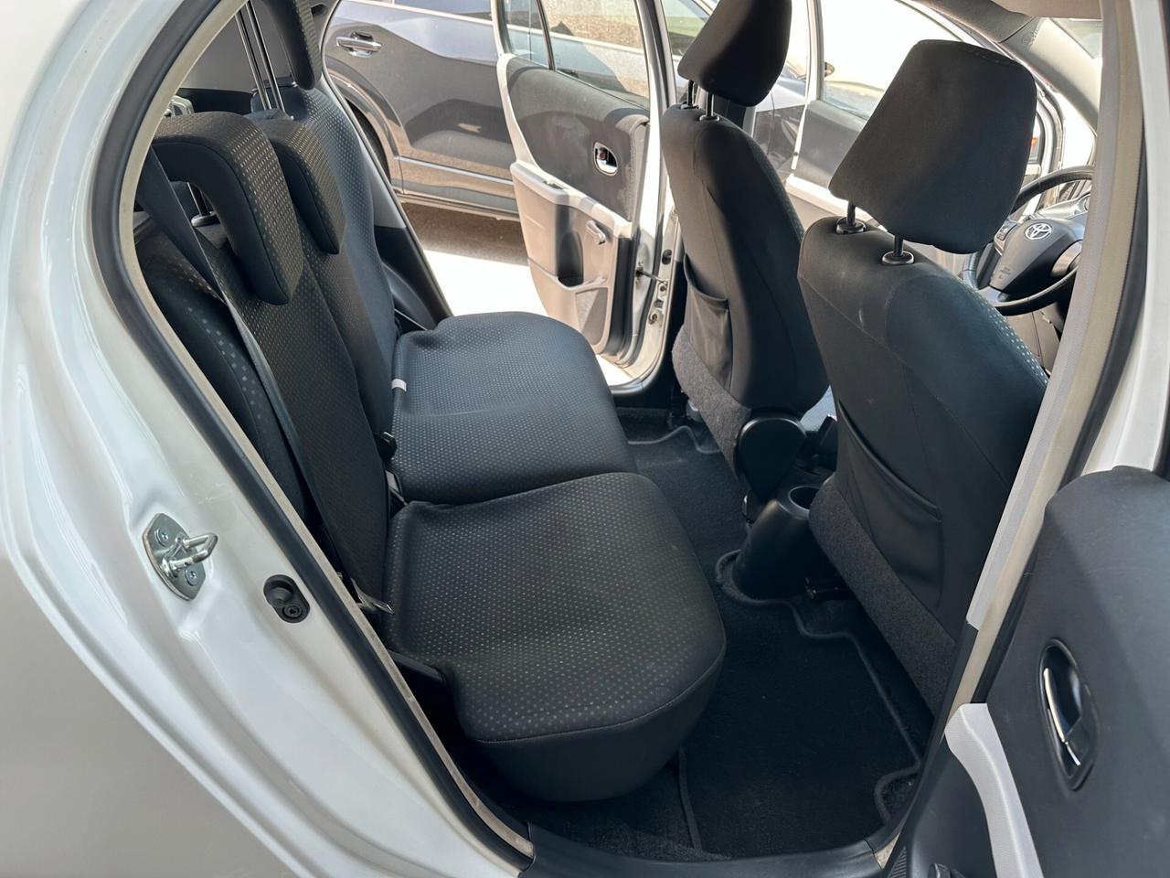 Toyota Yaris 1.4 D-4D DPF 5 porte