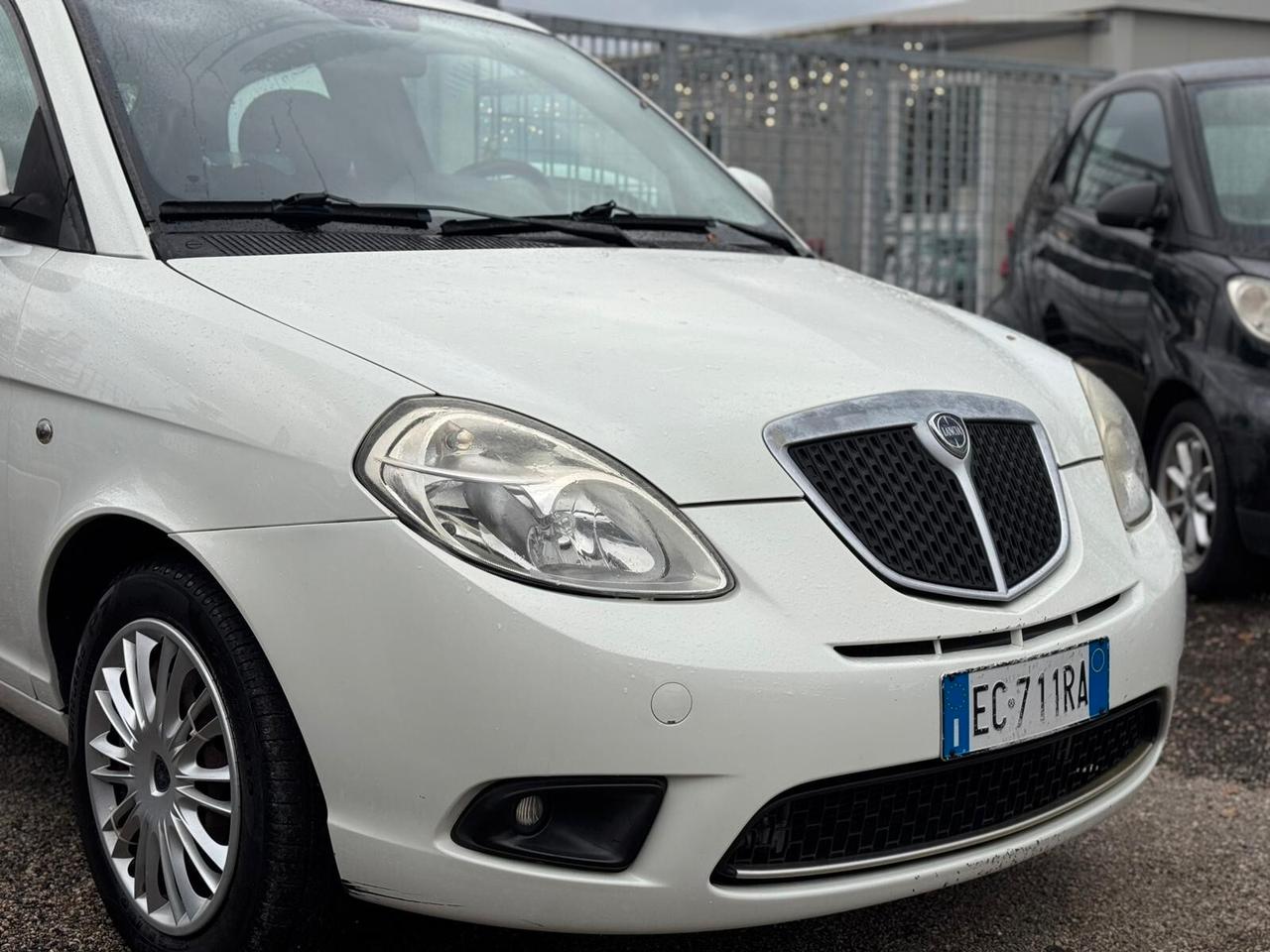 Lancia Ypsilon 1.2 Elle
