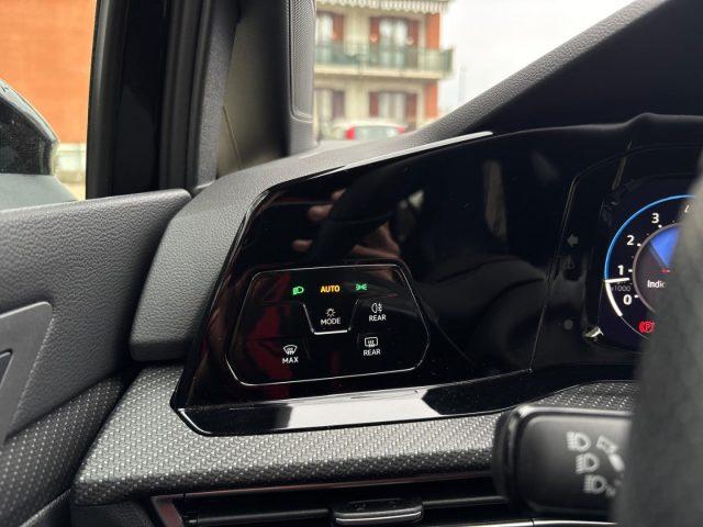 VOLKSWAGEN Golf 1.5 TSI 150CV ACT R-Line *Navi*Sensori