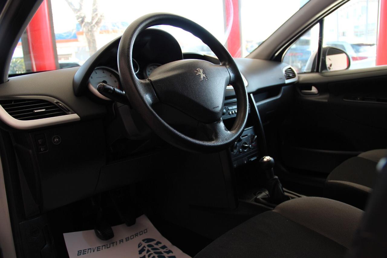 Peugeot 207 1.4 8V 75CV GPL (GAS)