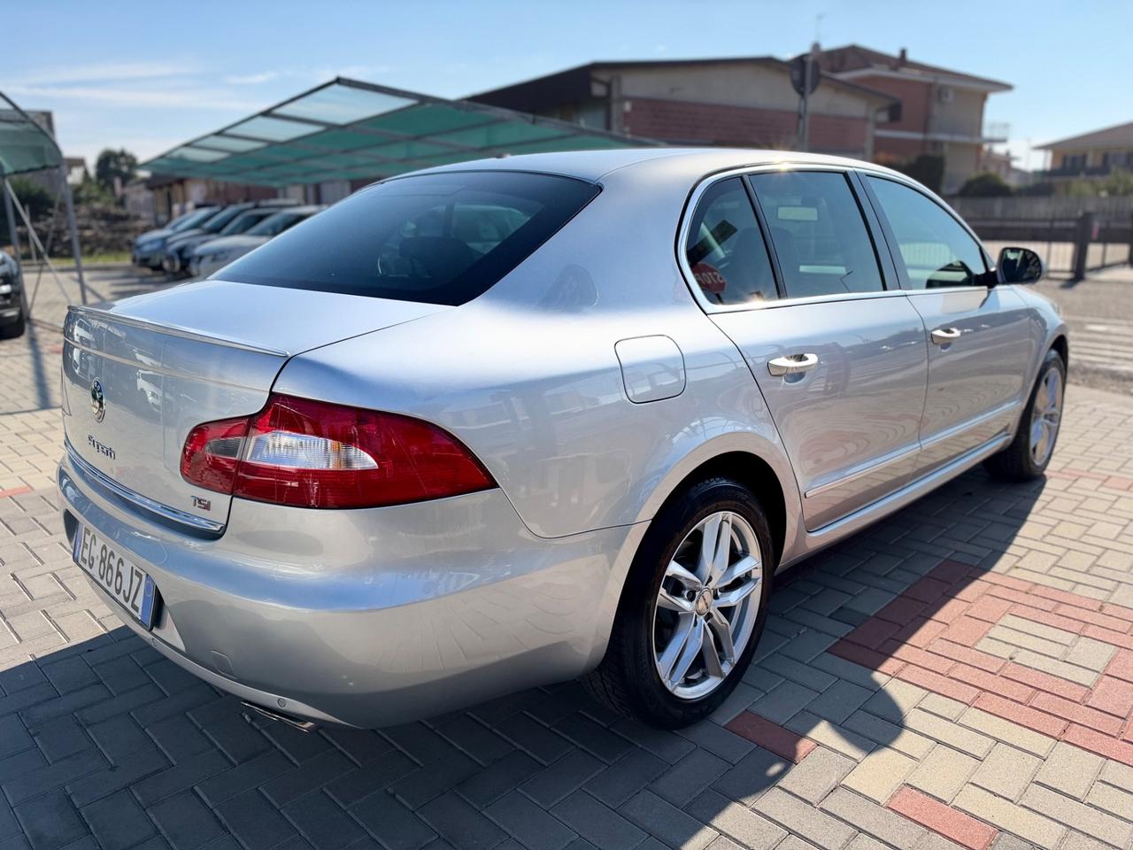 Skoda Superb 2.0 TSI DSG Elegance 200CV