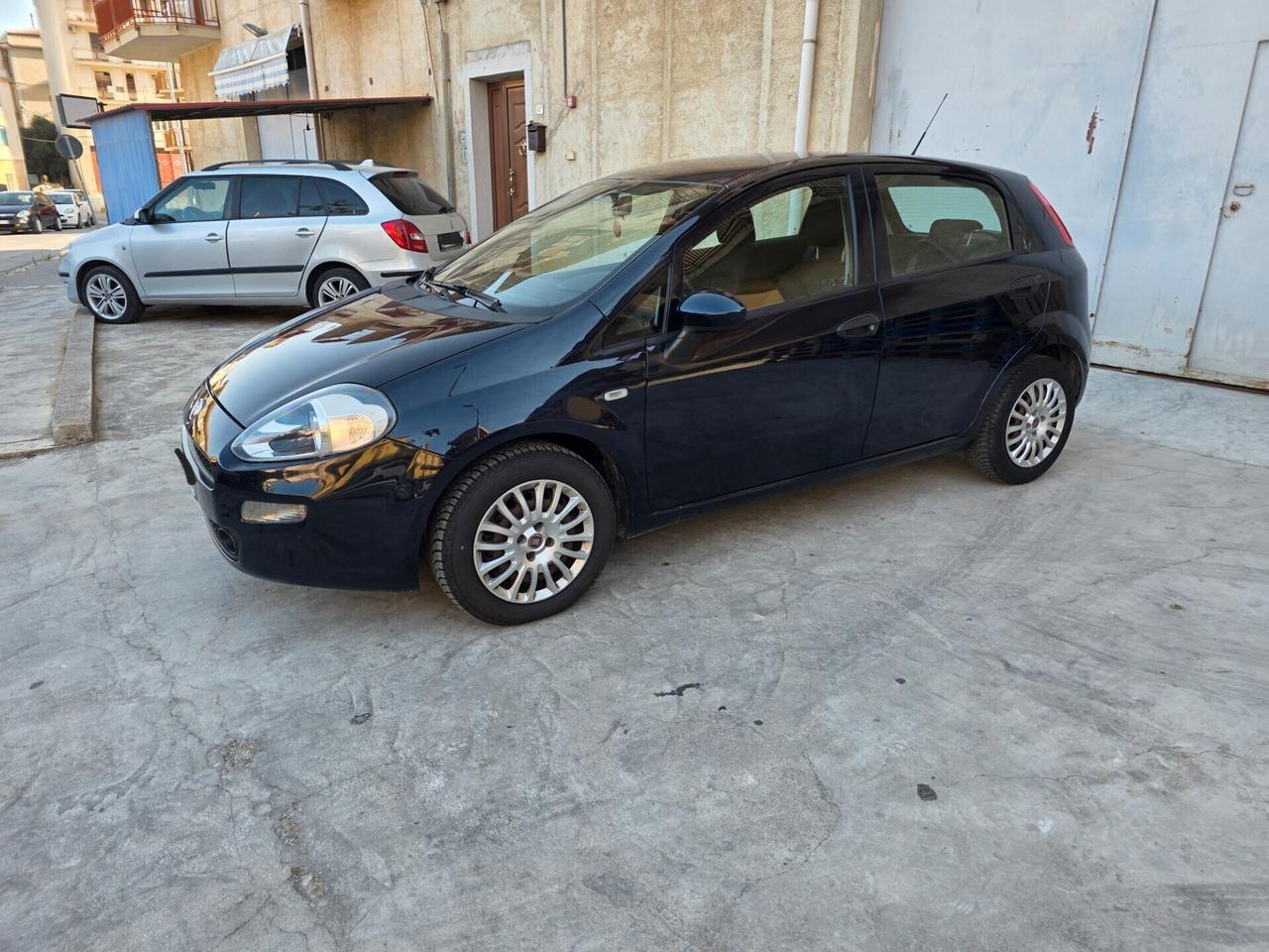 Fiat Punto 1.3 MJT II 75 CV 5 porte Street