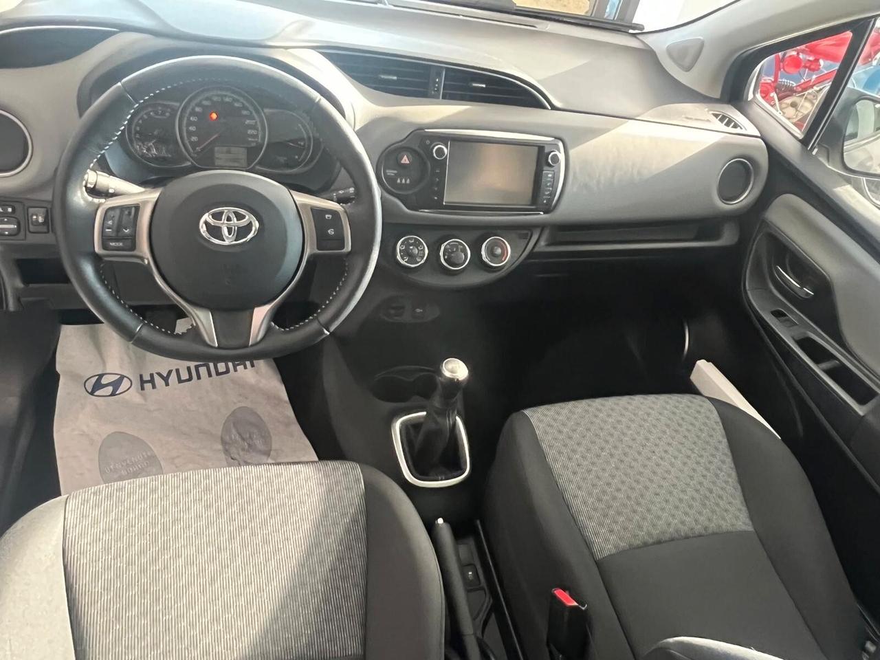 Toyota Yaris 1.3 3 porte Active