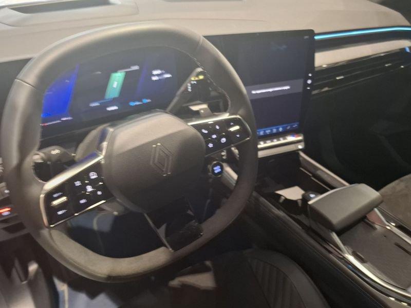 Renault Rafale atelier Alpine Hyper Hybrid E-Tech 4x4