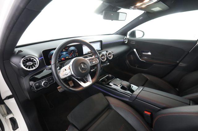 MERCEDES-BENZ A 180 A 180 Automatic Premium