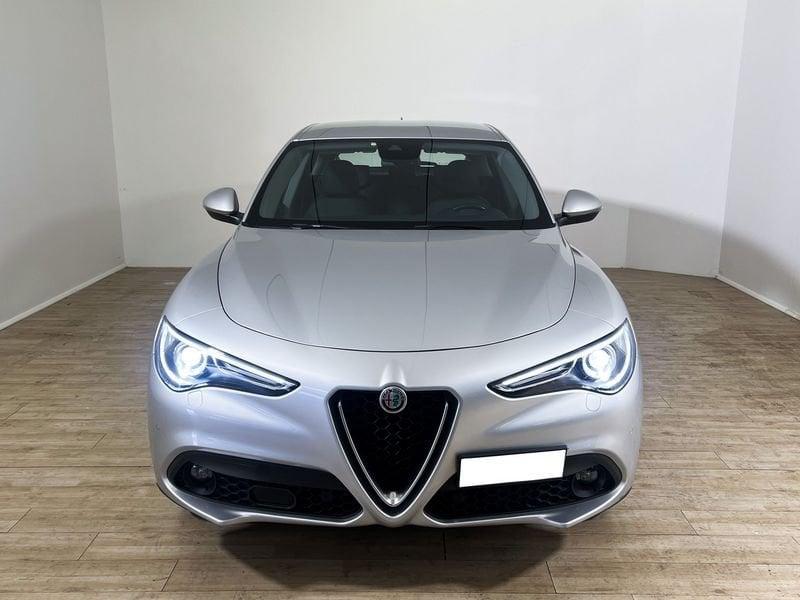 Alfa Romeo Stelvio 2.2 Turbodiesel 190 CV AT8 Q4 Super