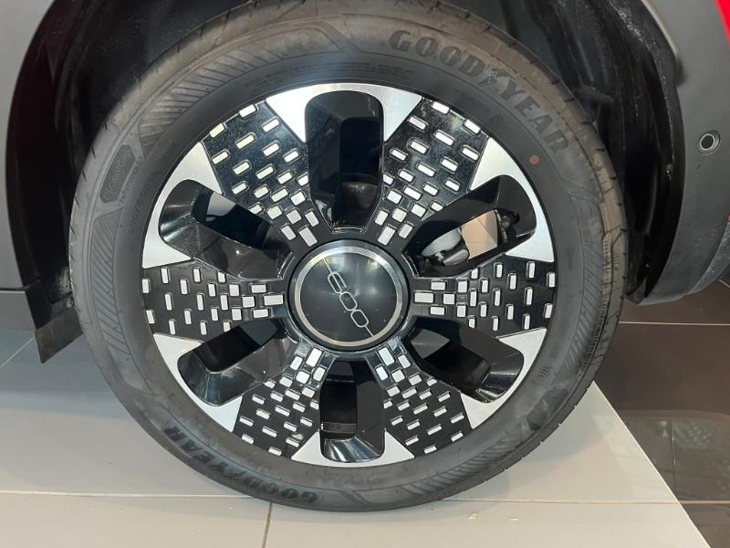 FIAT 600 Hybrid 100 CV DCT MHEV La Prima