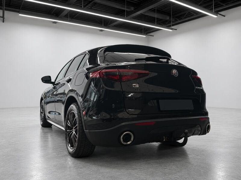 Alfa Romeo Stelvio Stelvio 2.2 t Super rwd 160cv auto