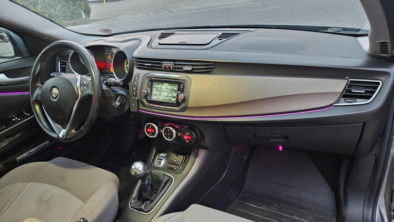 Alfa Romeo Giulietta 1.6 JTDm-2 105 CV Exclusive