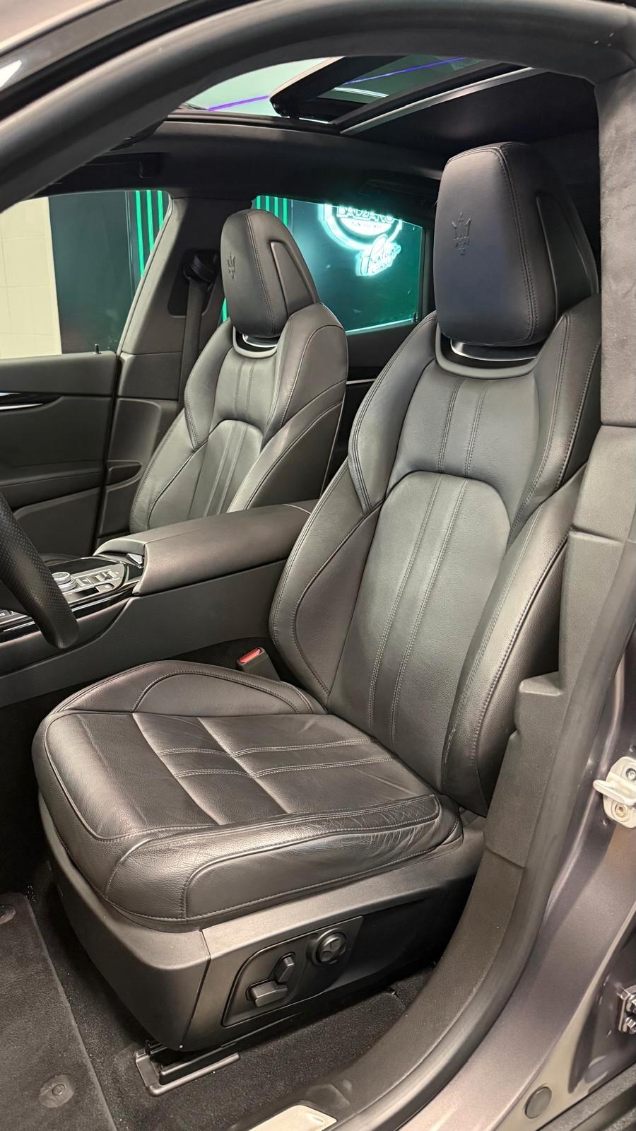 MASERATI LEVANTE GRANSPORT V6 275 Q4 2020