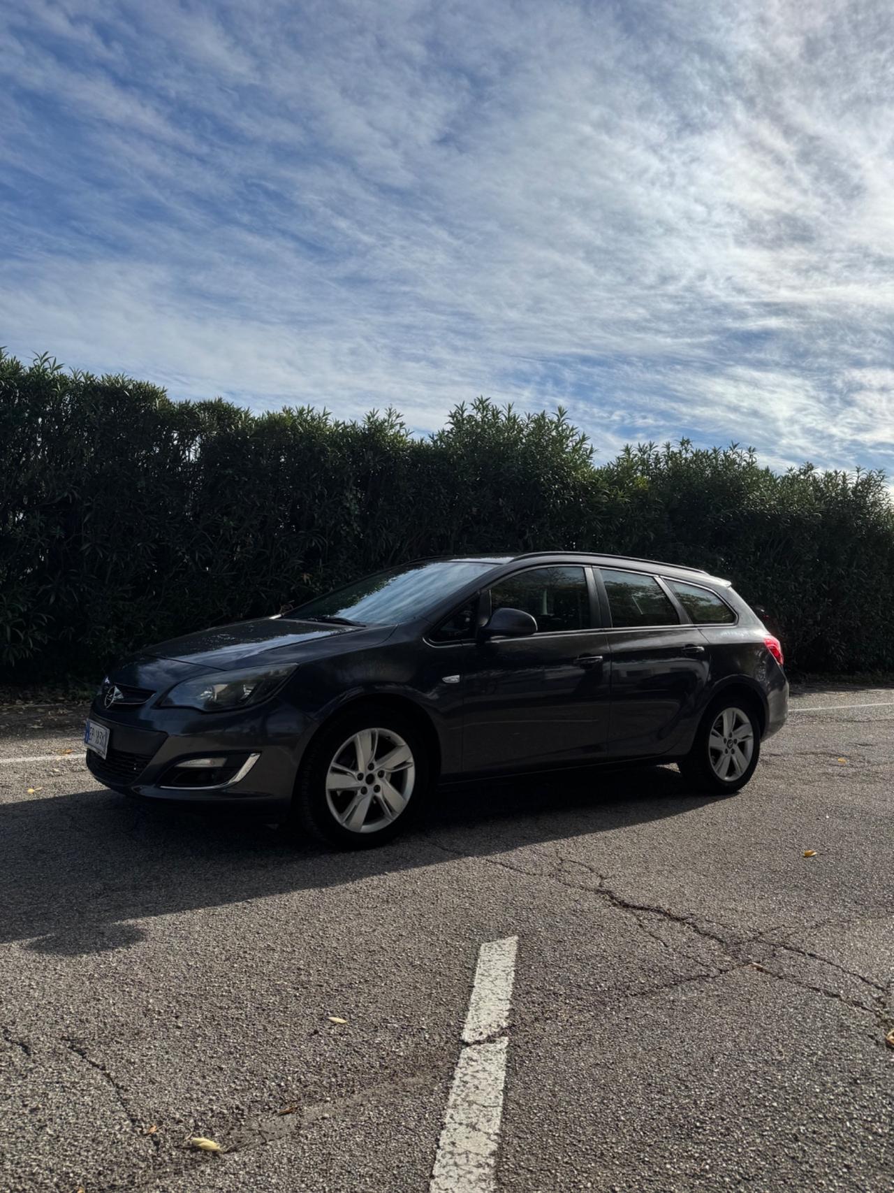 Opel Astra 2.0 CDTI 165CV Sports Tourer aut. Cosmo Fleet