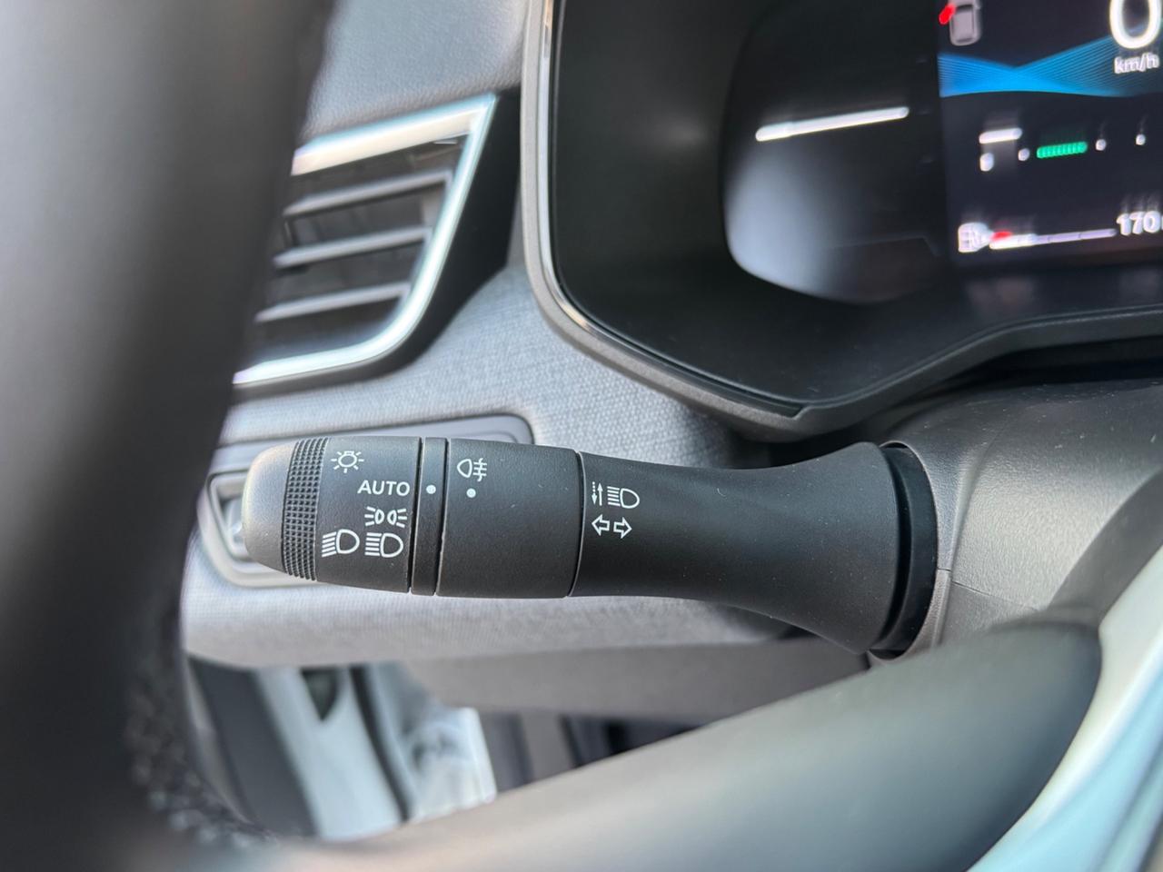 Mitsubishi Colt 1.0L turbo 90 CV Invite