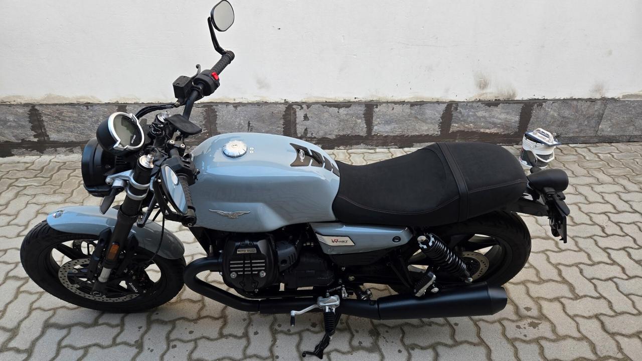 Moto Guzzi V7 V7 SPORT ABS