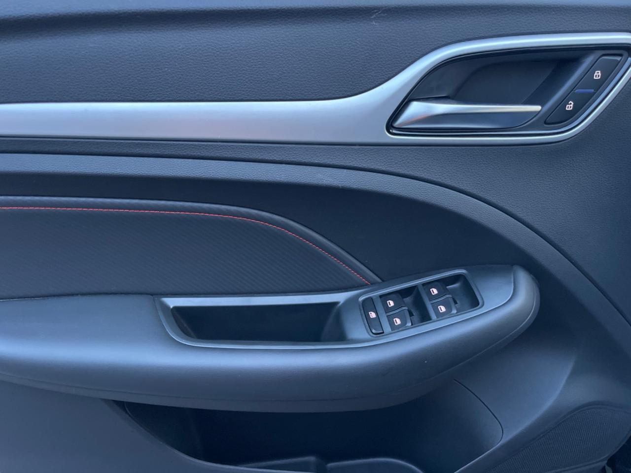 Mg ZS 1.5 VTi-tech Luxury KM 36.000 CERTIFICATI IN FATTURA!!!