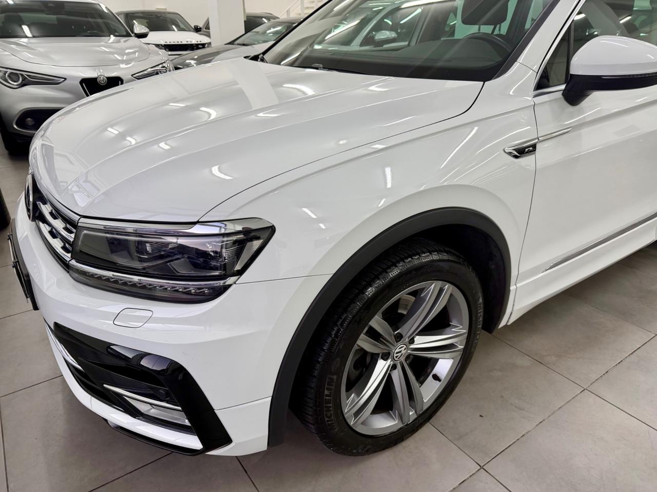 VW Tiguan 2.0 240cv DSG 4MOTION R-LINE FINANZIABILE