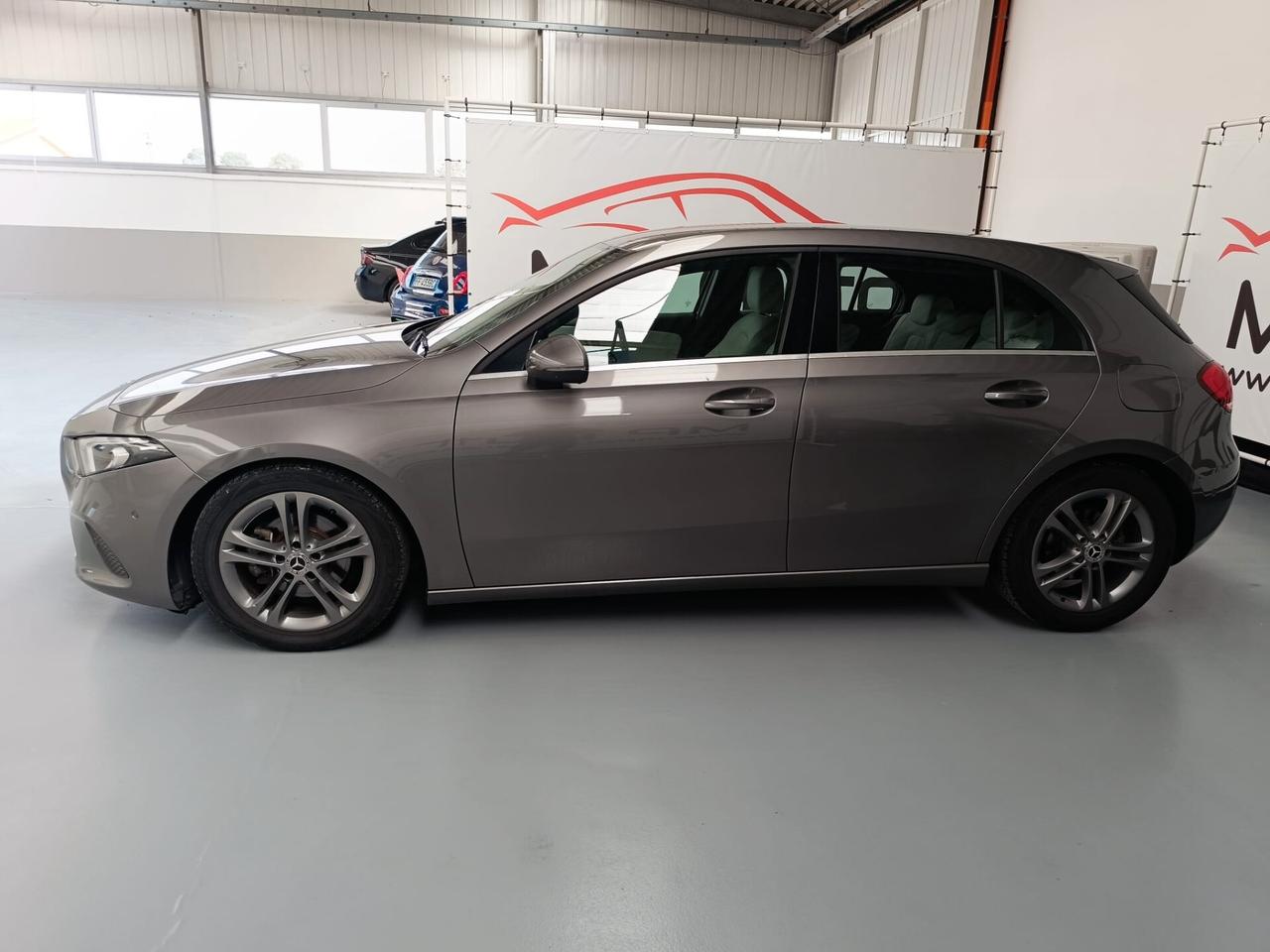 Mercedes-benz A 180 d Automatic Premium