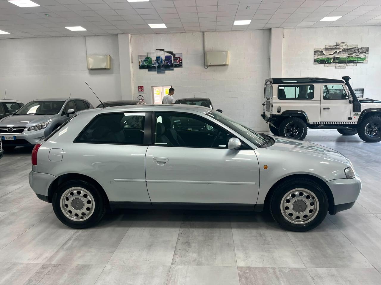 Audi A3 3p 1.8