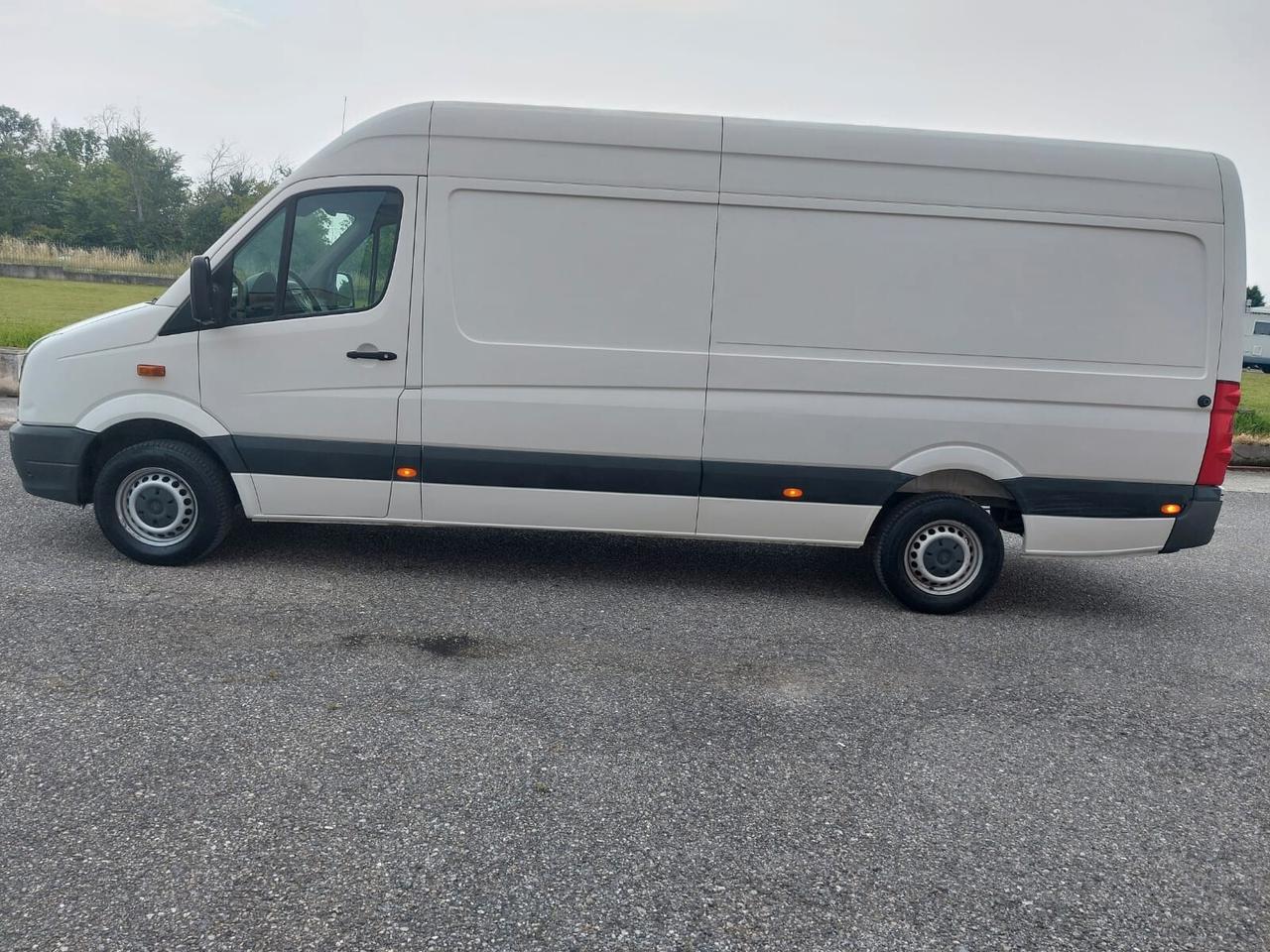 Volkswagen Crafter 35 L2H3 163cavali 42700 chilometri!!!