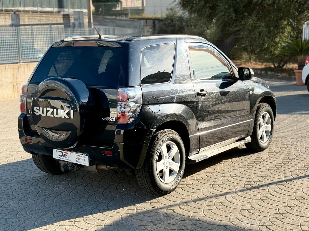 Suzuki Grand Vitara 1.9 DDiS 3 porte