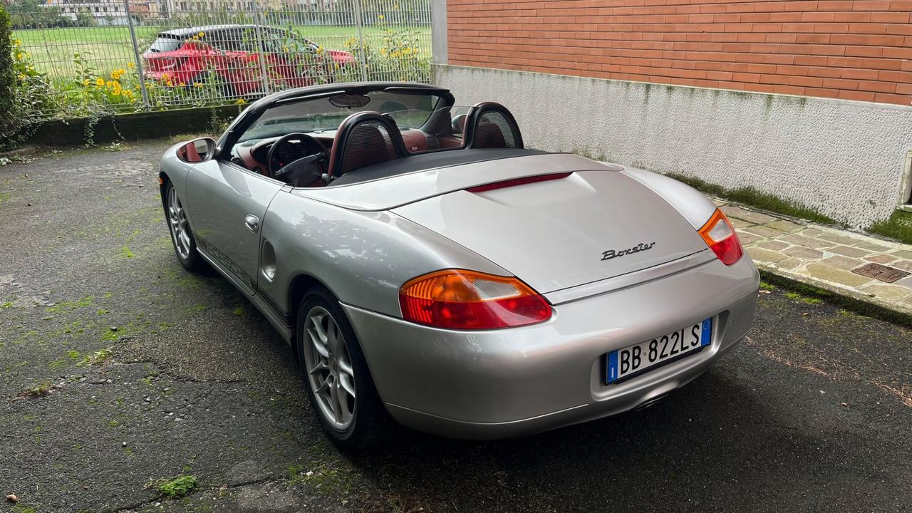 Porsche Boxster 2.5i 24V cat