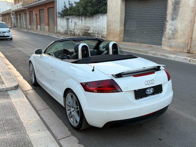 AUDI TT Roadster 1.8 TFSI S-line Bose