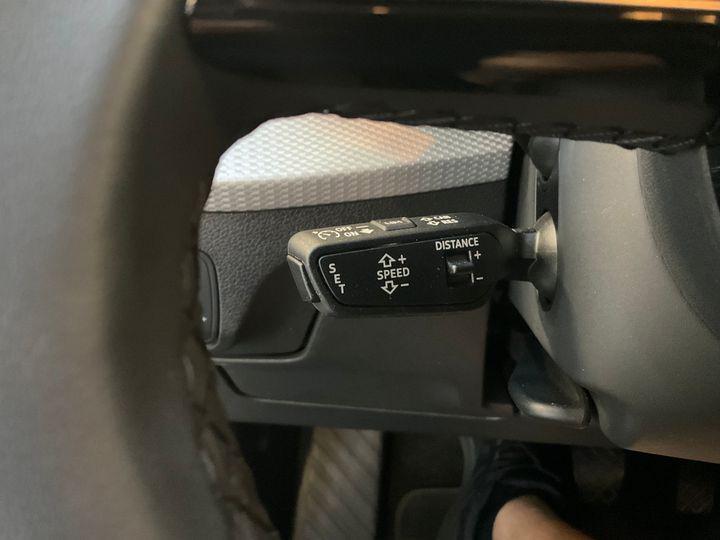 Audi Q2 1.0 TFSI Advanced LED Matrix, Carplay, Retrocamera, Sedili riscaldati