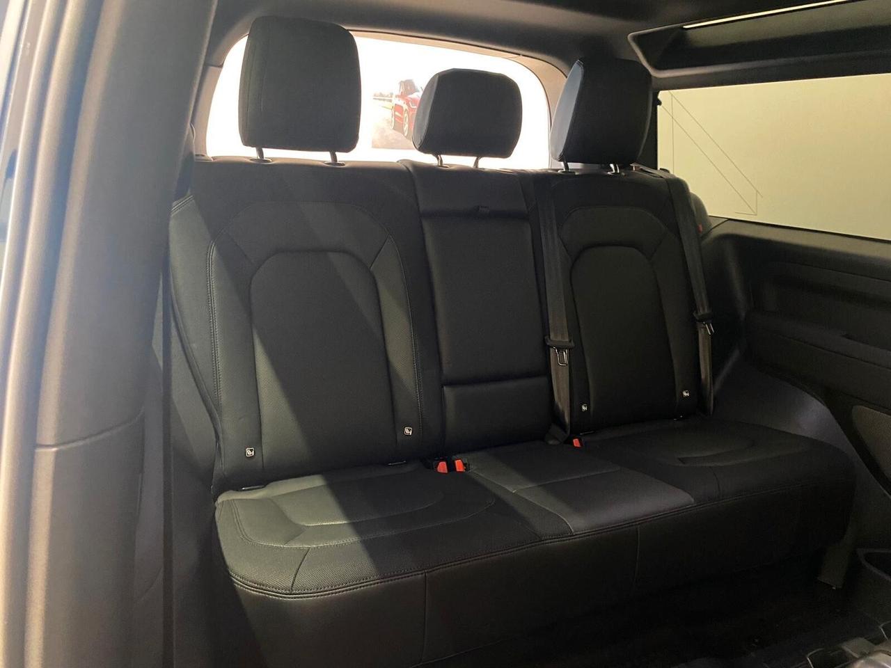 Land Rover Defender 90 3.0D I6 200 CV AWD Auto S