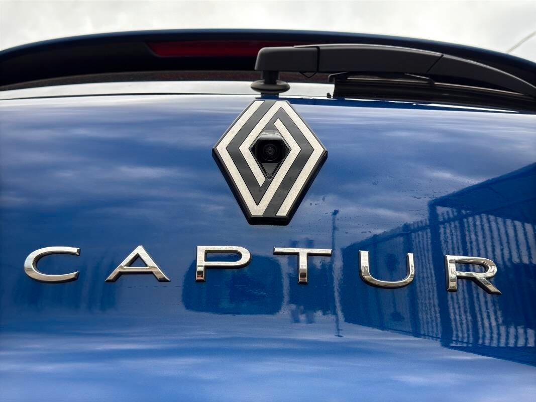 Renault Captur 1.0 eco-g Techno 100cv con CarPlay