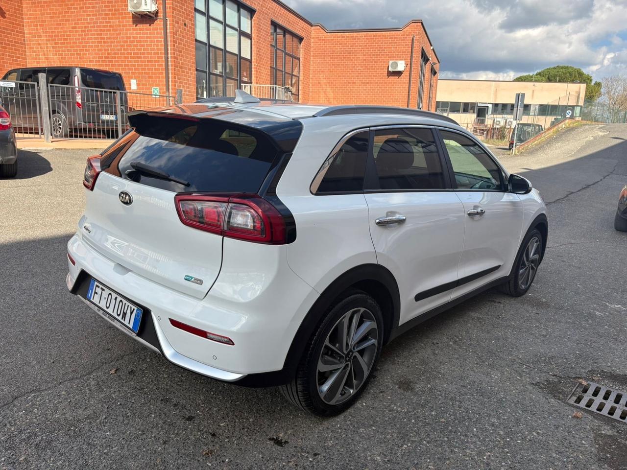 Kia Niro 1.6 GDi DCT FULL HYBRID 45.000 KM