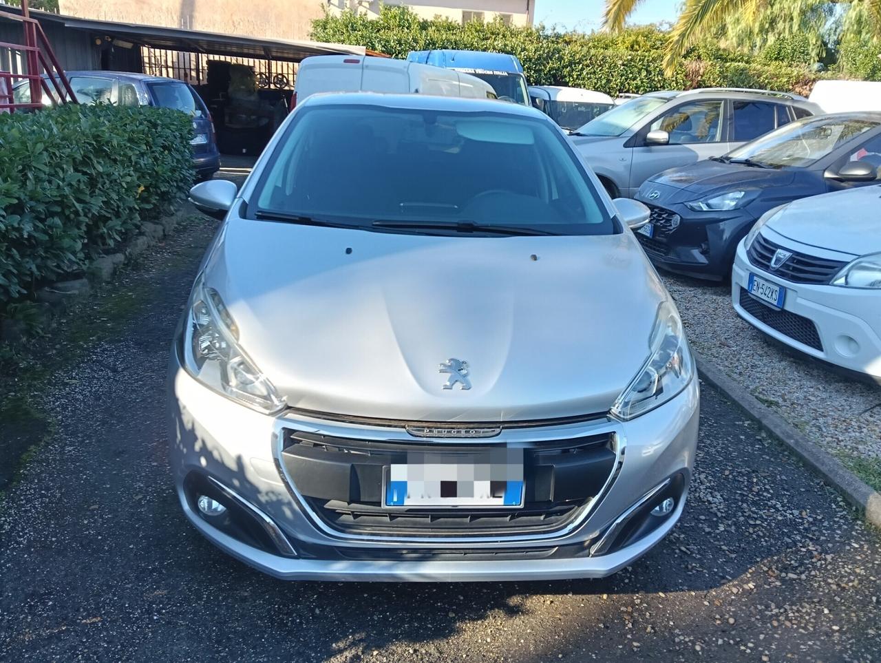 Peugeot 208 PureTech 82 5 porte Allure