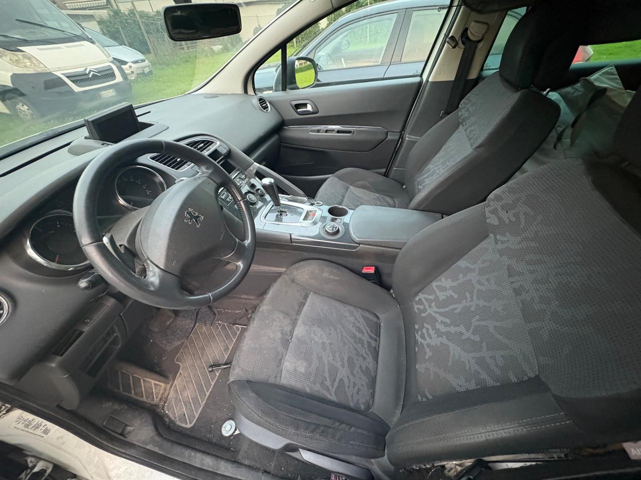 Peugeot 3008 1.6 HDi 110CV gancio traino