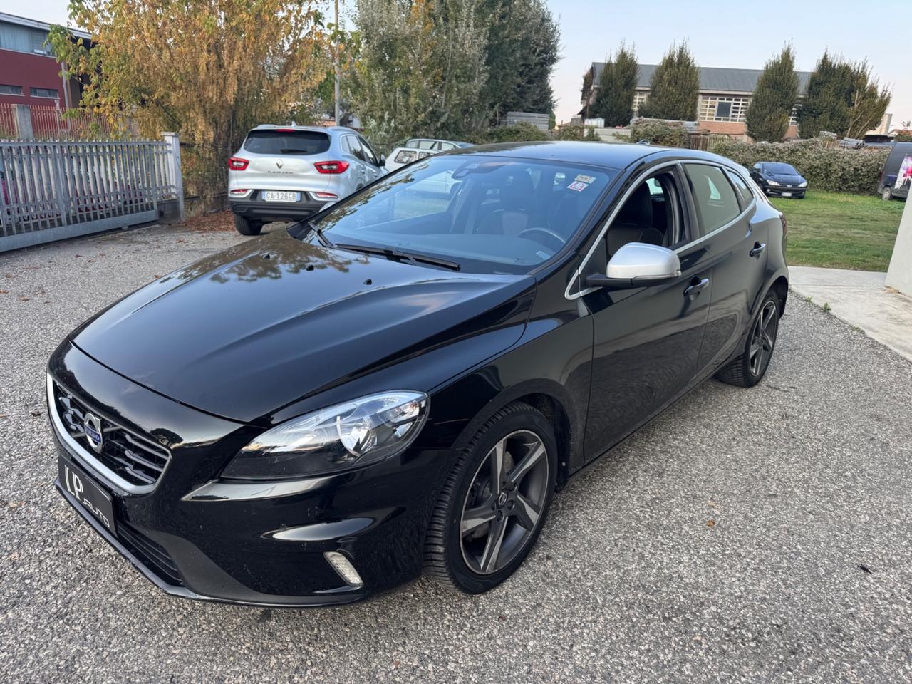Volvo V40 D2 R-design Kinetic