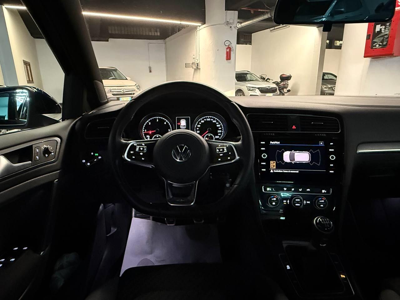 Volkswagen Golf 1.6 TDI 115 CV 5p. R-Line