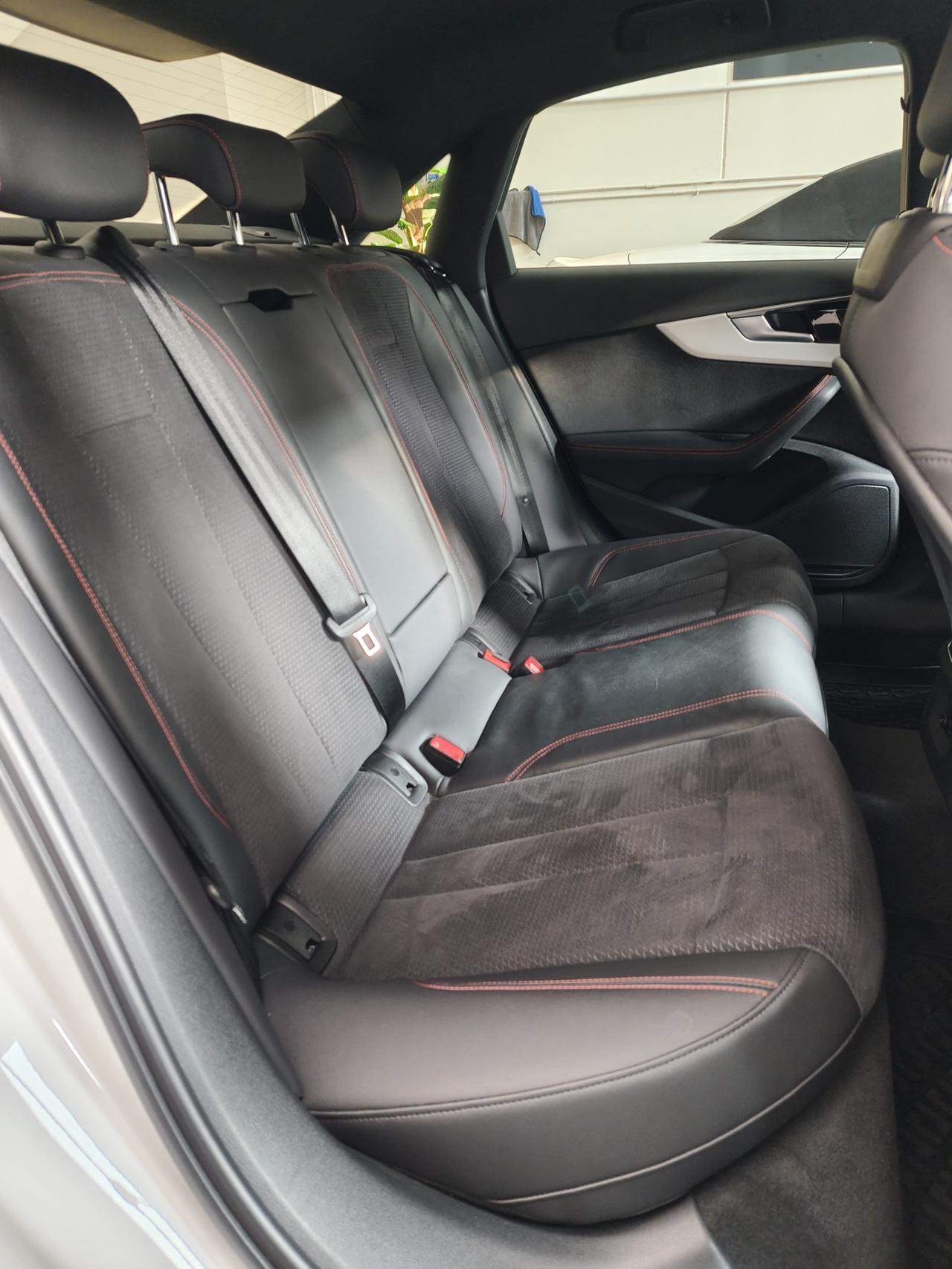 Audi A4 40 TDI quattro S tronic line edition