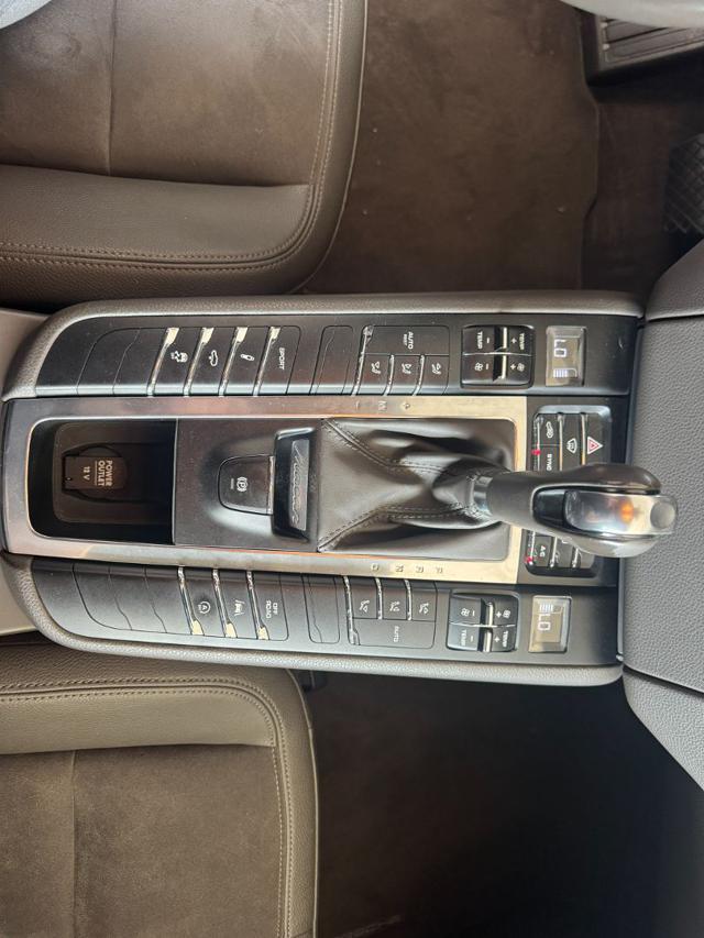 PORSCHE Macan 3.0 Diesel S / BOOK SERVICE / SOLO 118000 KM