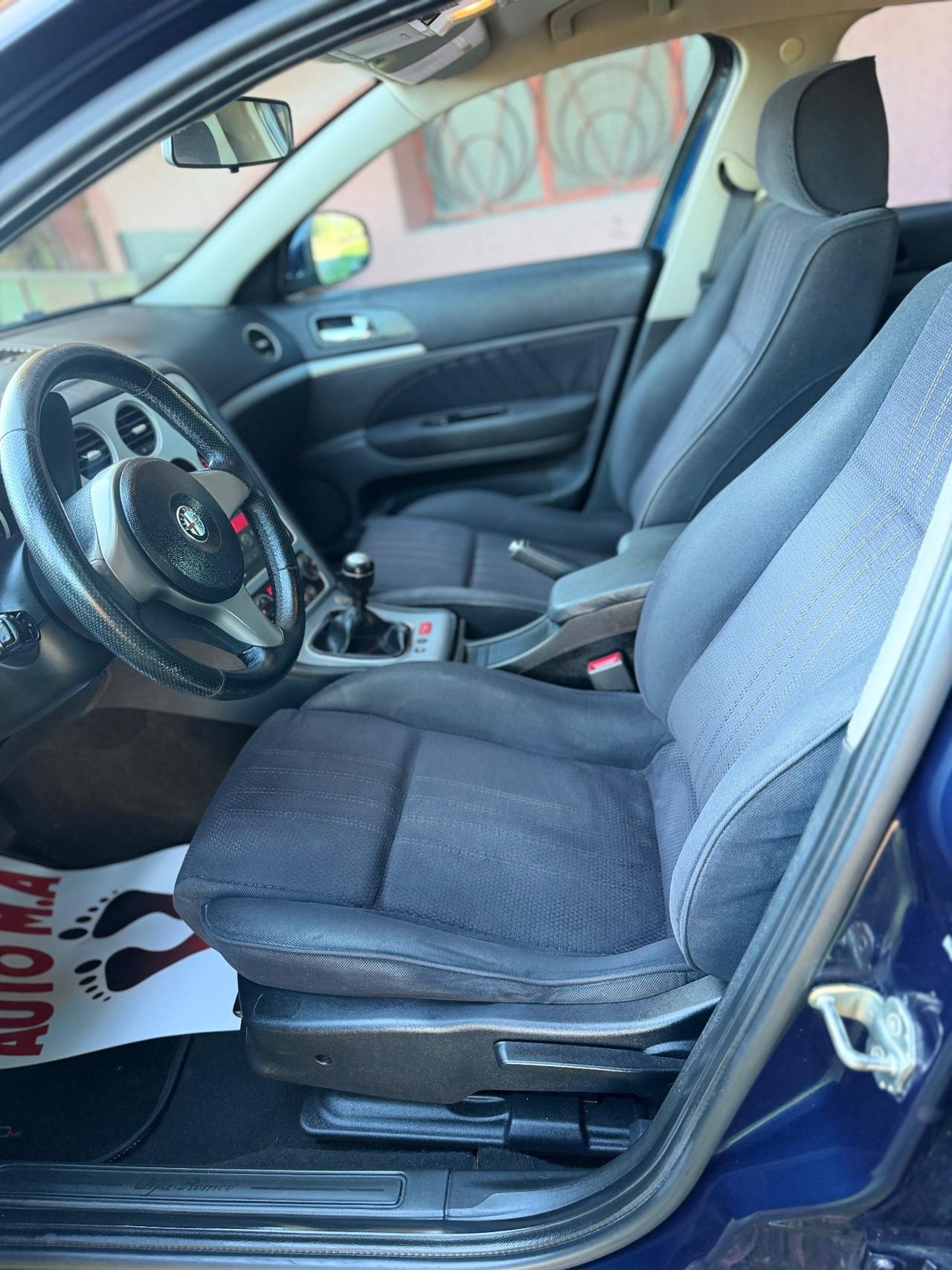 Alfa Romeo 159 1.9 JTDm Sportwagon km 147,000 garanzia 12 mesi