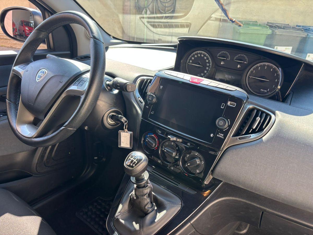 LANCIA Ypsilon 1.0 FireFly 5p. S&S Hybrid Gold