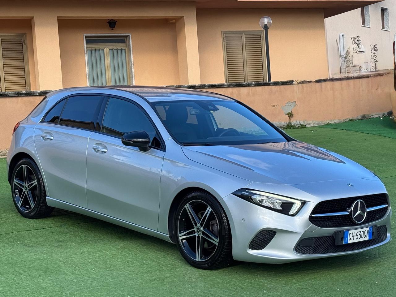 Mercedes-benz A 180 d Automatic Sport(mot.mercedes)